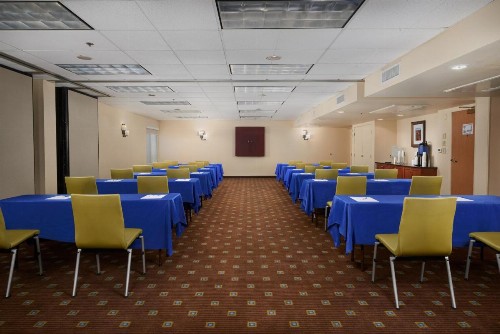 Holiday Inn Express Scottsdale North an IHG Hotel - image 19