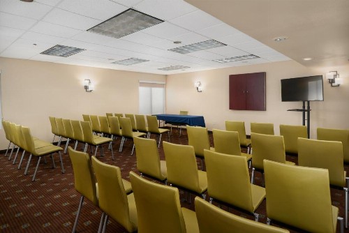 Holiday Inn Express Scottsdale North an IHG Hotel - image 22