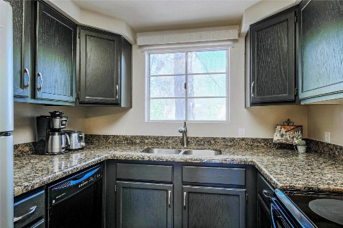 Aventura Condominiums - image 10