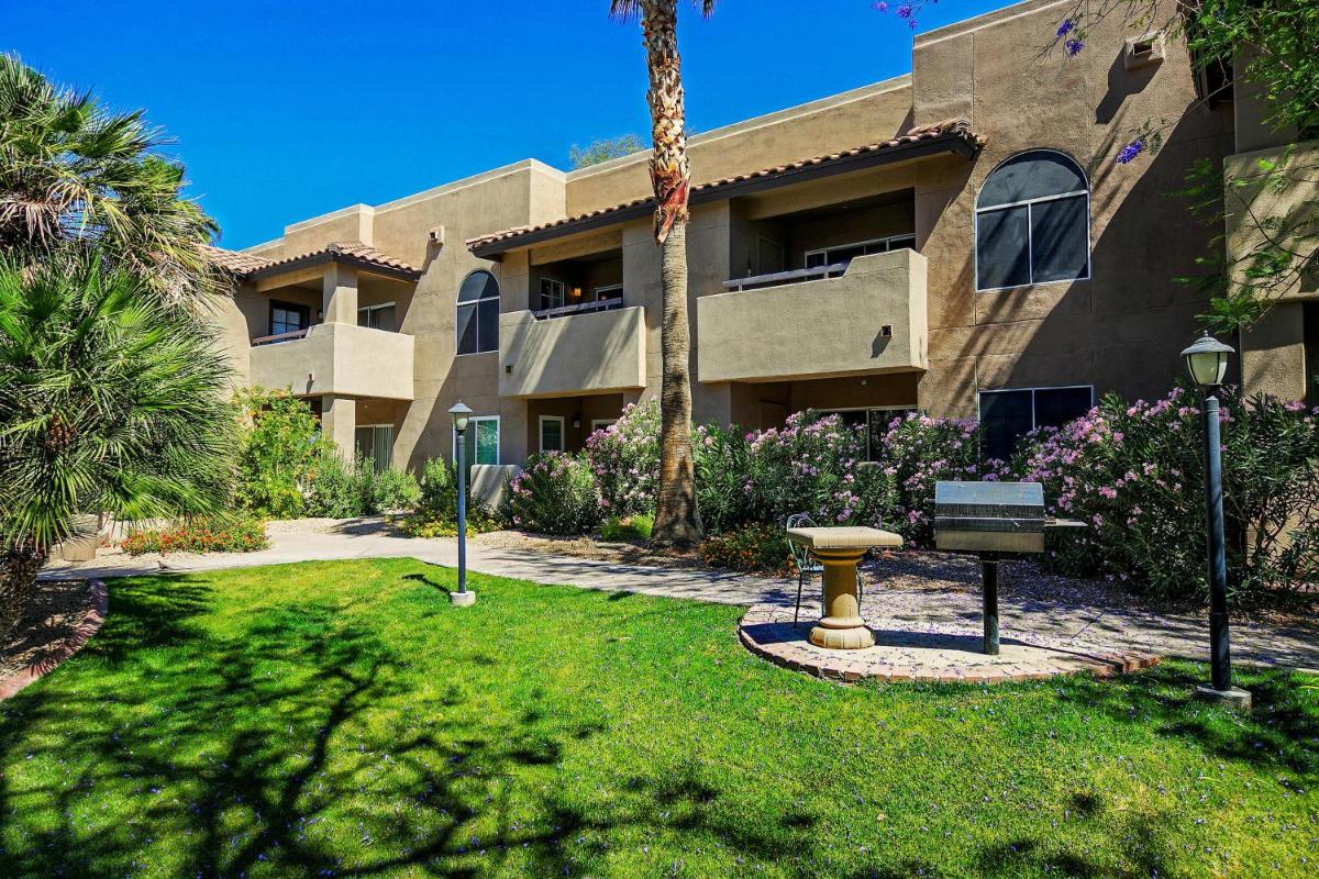 Aventura Condominiums - image 6