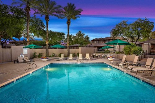 Clubgate Villa & Kierland Escape - image 12