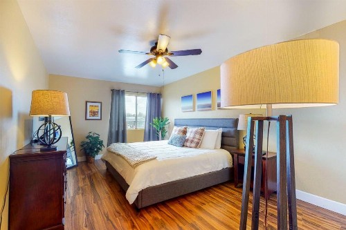 Camelback House - image 10