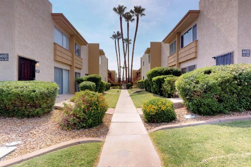 Camelback House - image 7