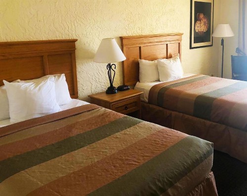 Pima Inn Suites at Talking Stick - image 2