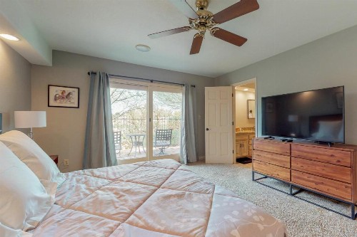 McCormick Lakeside Retreat - image 6
