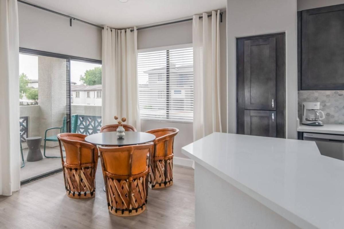 Luxury 1BR Kierland Commons #2032 by WanderJaunt - image 6