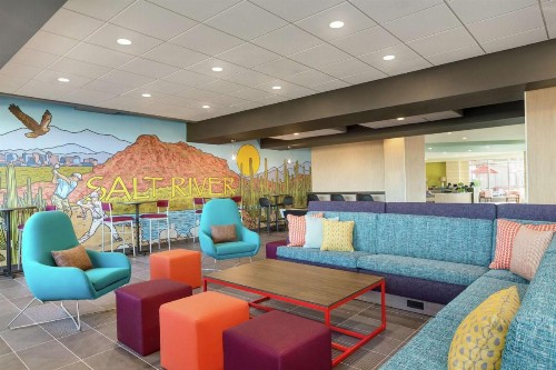 Tru By Hilton Scottsdale North - image 1