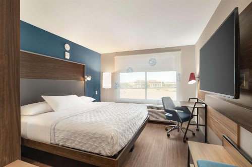 Tru By Hilton Scottsdale North - image 8
