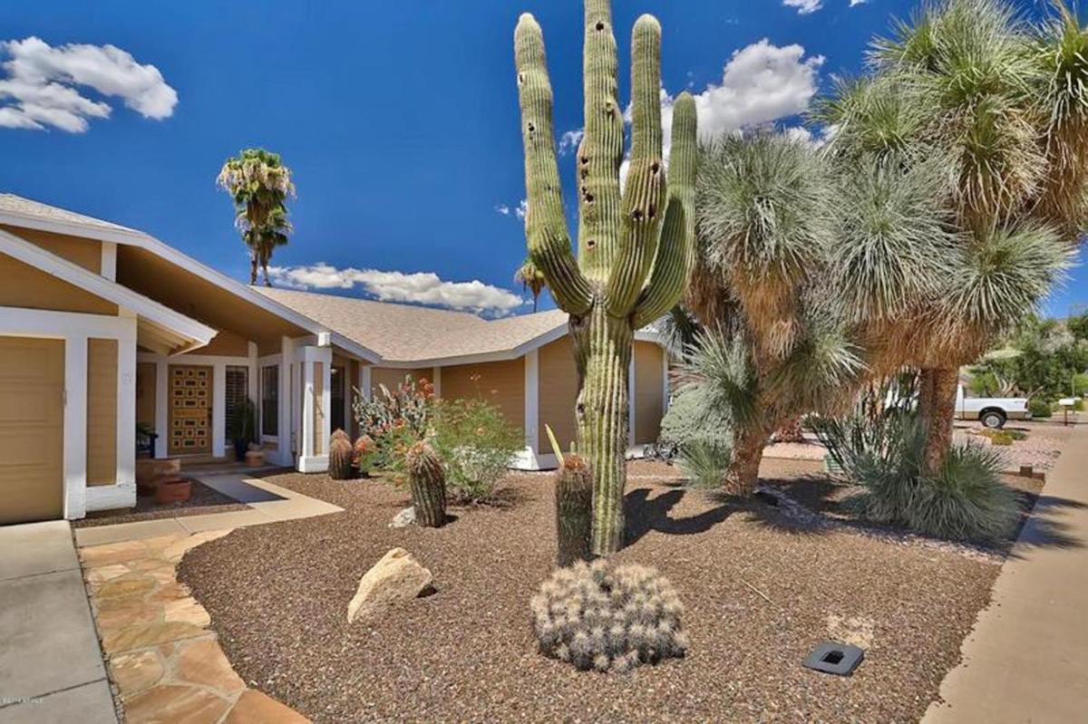Charming Scottsdale Home with Pool Patio and Hot Tub! - image 2