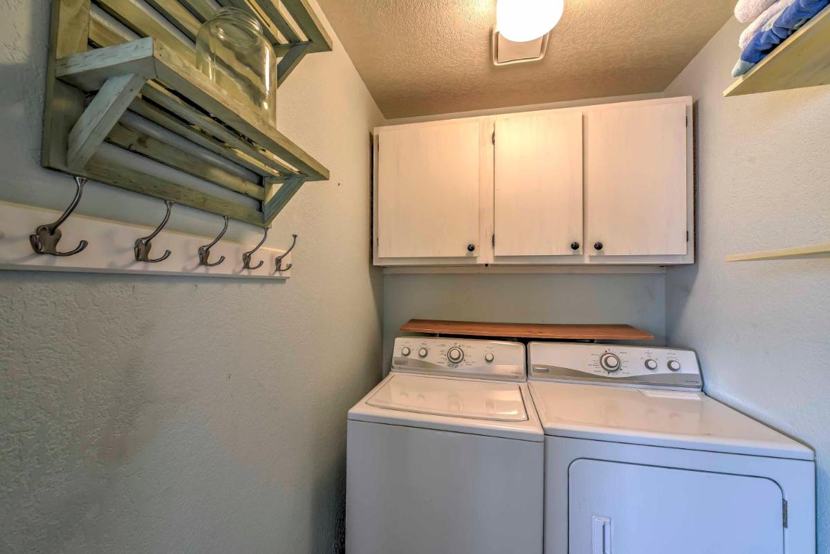 Charming Scottsdale Home with Pool Patio and Hot Tub! - main image