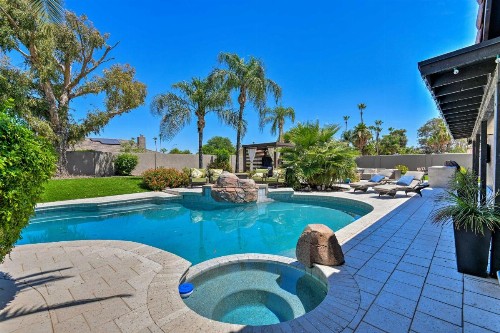 Contemporary Oasis with Outdoor Bar and Pool Table! - image 1