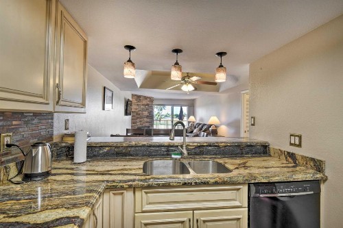 Condo w/ Pool Access - Near Downtown & Hikes! - image 3