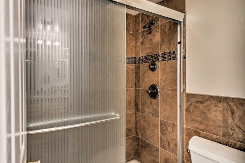Condo w/ Pool Access - Near Downtown & Hikes! - image 5