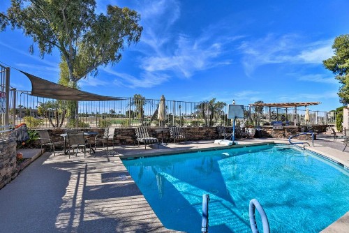 Condo w/ Pool Access - Near Downtown & Hikes! - image 9