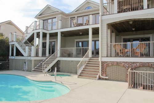 Catesby's Bluff 2240 - image 1