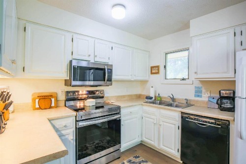 Spriggs Shack - image 11