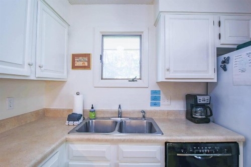Spriggs Shack - image 5