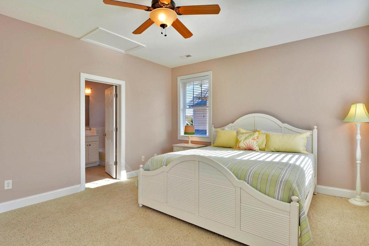 Bridle Trail Getaway - image 7