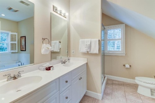 1006 Crooked Oaks Lane - image 9