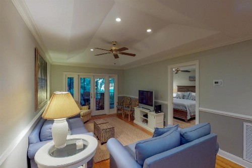 1151 Summerwinds - image 8
