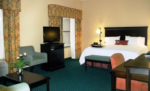 Hampton Inn & Suites Seal Beach - image 31