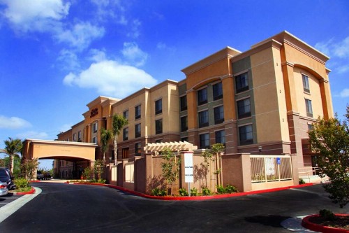 Hampton Inn & Suites Seal Beach - image 44