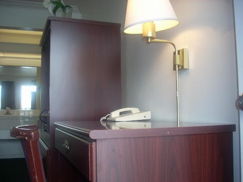 Economy Inn Seaside - image 12