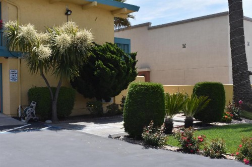 Seaside Inn Monterey - image 14