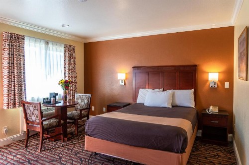 Seaside Inn Monterey - image 23