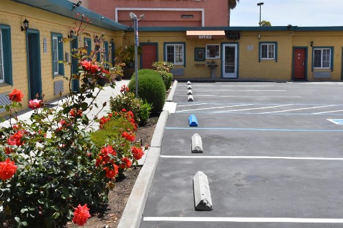 Seaside Inn Monterey - image 7