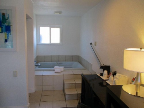SureStay Hotel by Best Western Seaside Monterey - image 10