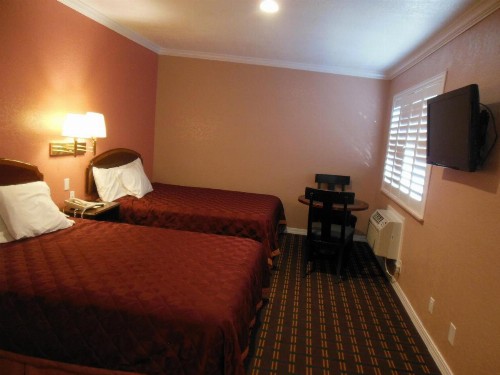 Sealamp Inn - image 14