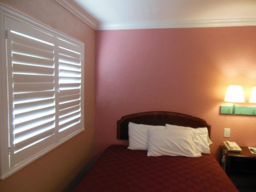 Sealamp Inn - image 37