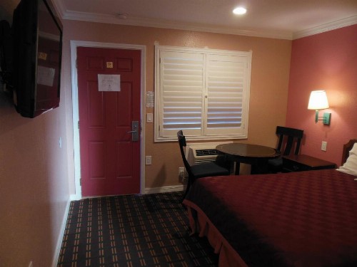 Sealamp Inn - image 9
