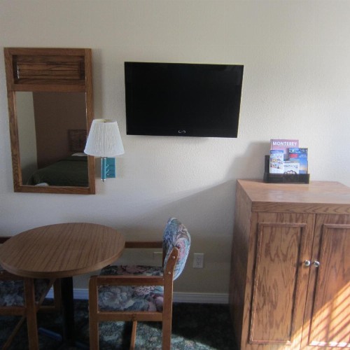 Pacific Best Inn - image 13