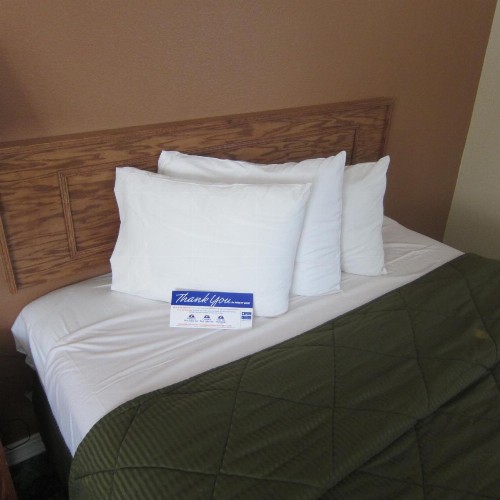 Pacific Best Inn - image 21
