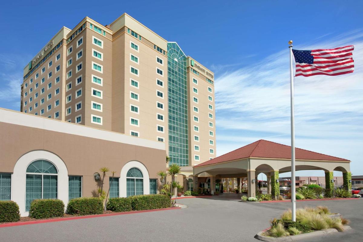 Embassy Suites Monterey Bay - Seaside - main image