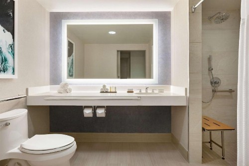 Embassy Suites Monterey Bay - Seaside - image 27