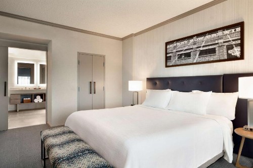 Embassy Suites Monterey Bay - Seaside - image 31