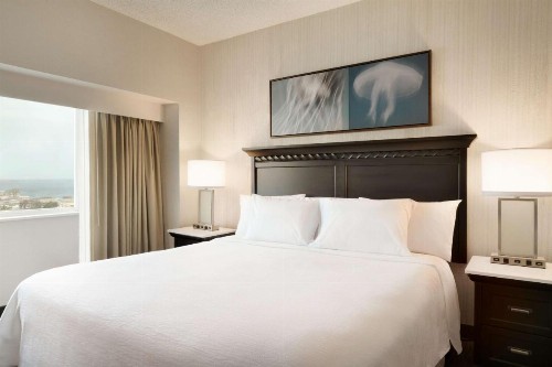 Embassy Suites Monterey Bay - Seaside - image 37