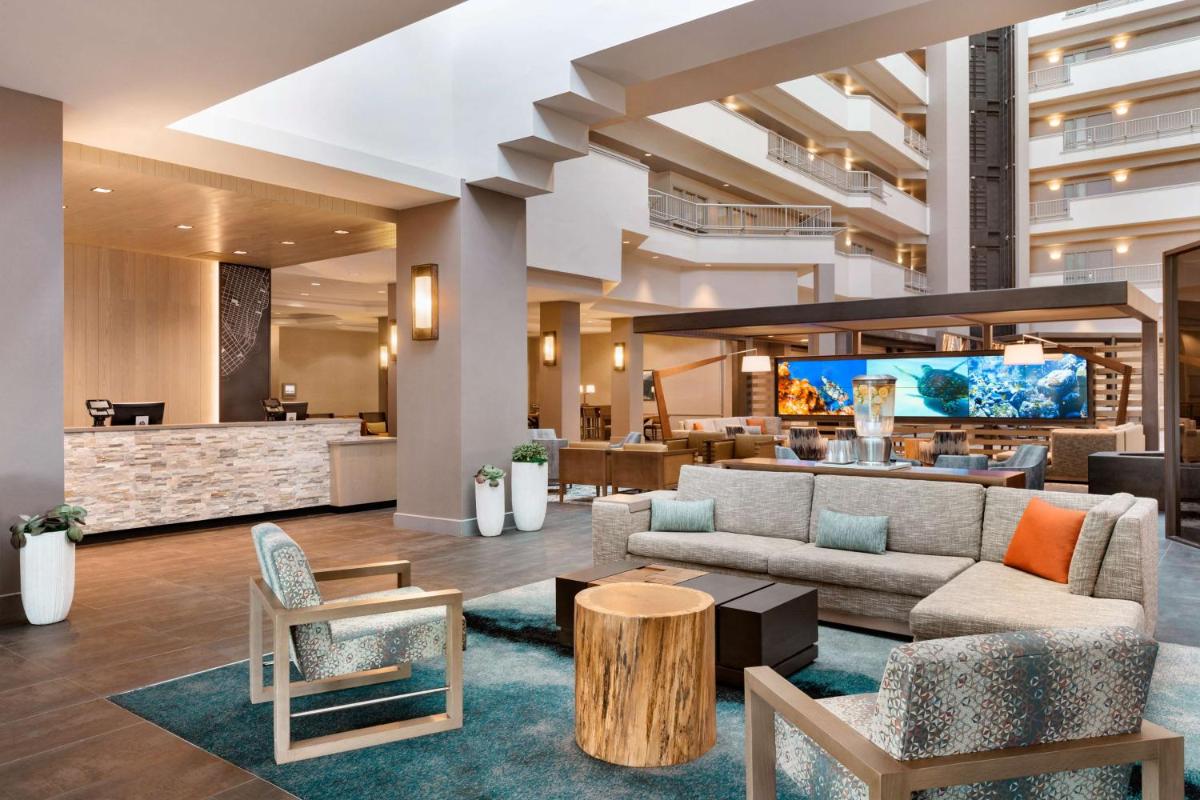 Embassy Suites Monterey Bay - Seaside - image 7
