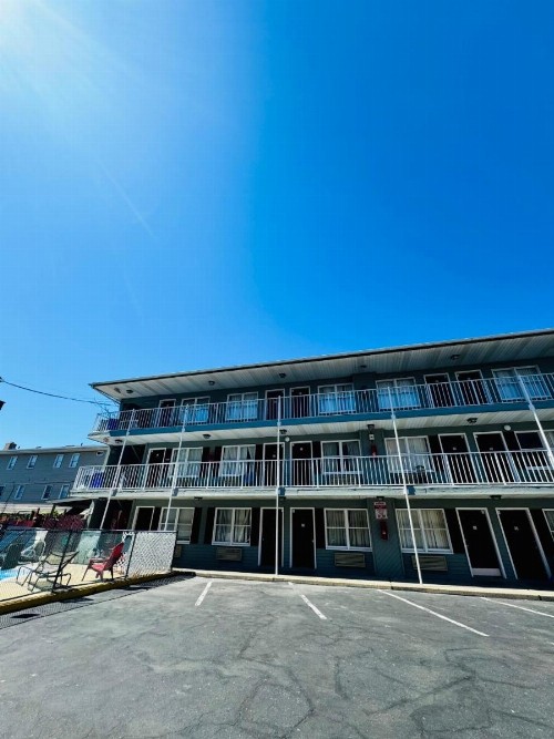 Seagem Motel and Apartments - image 22