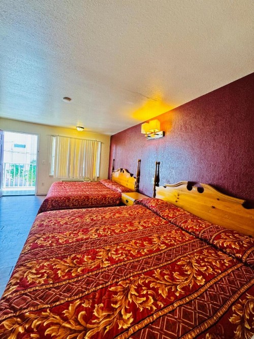 Seagem Motel and Apartments - image 41