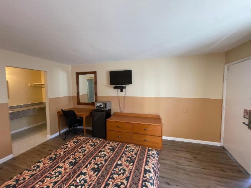 Sea Palace Motel - image 12