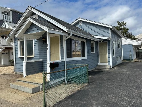 Anchor Motel - image 16