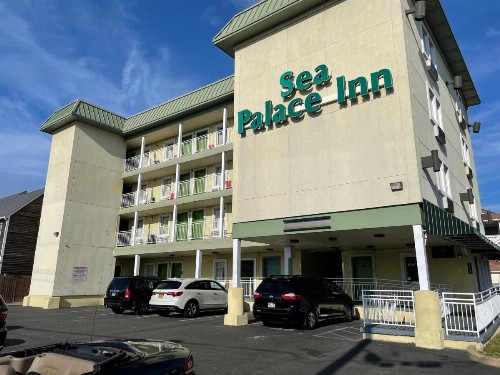 Sea Palace Inn - image 19