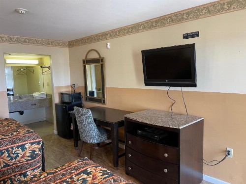 Sea Palace Inn - image 20