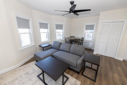 Seaside Sands Inn - image 11
