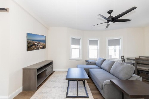 Seaside Sands Inn - image 12