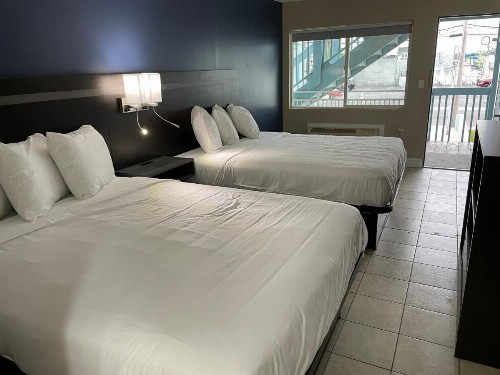 Seaside Sands Inn - image 16